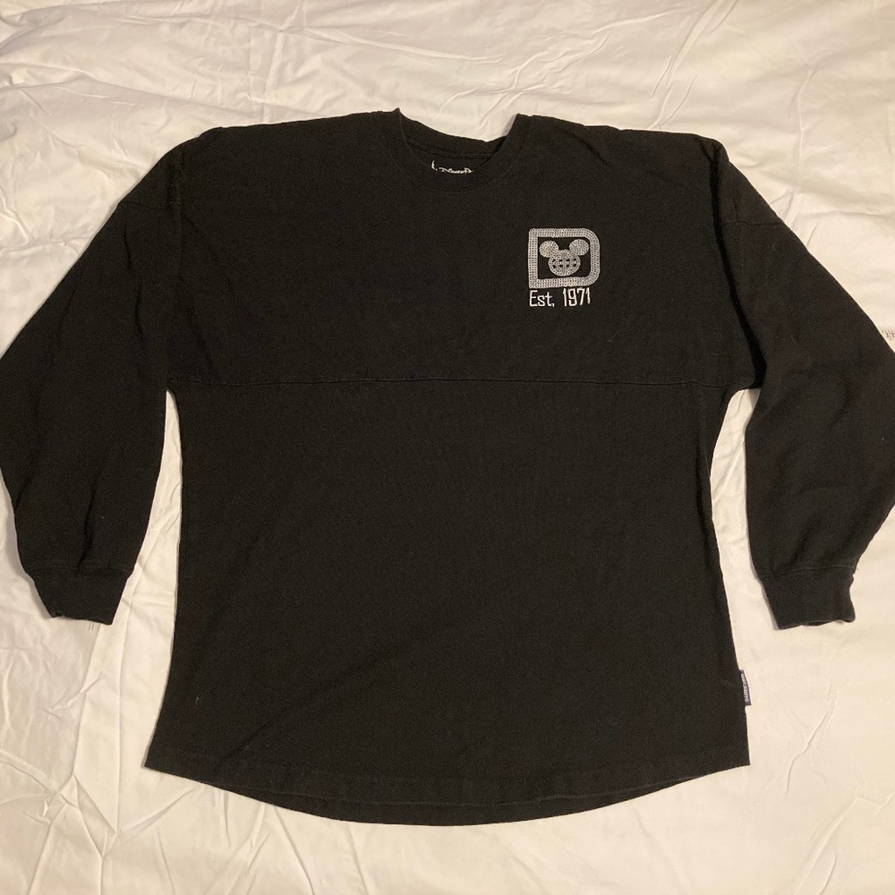 WALT DISNEY WORLD SPIRIT JERSEY BLACK SEQUINED SIZE SMALL